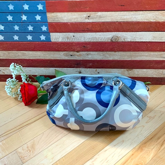 Coach purse and wallet - Picture 2 of 11